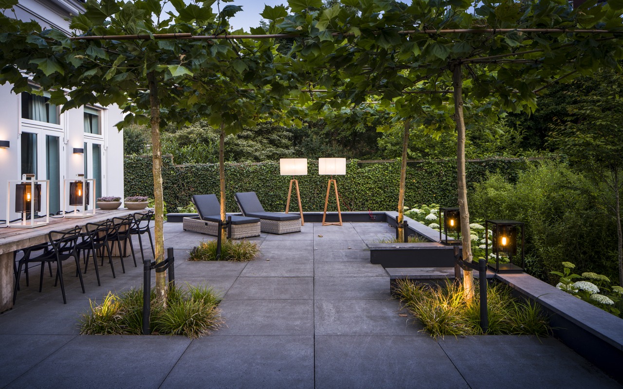 Villatuin loungeterras Rotterdam